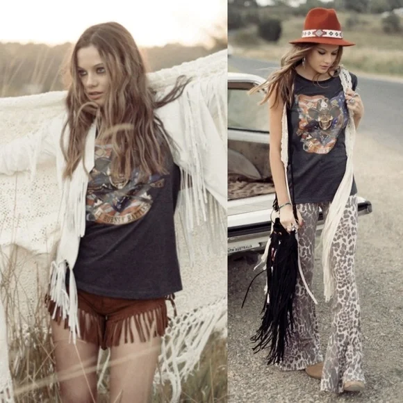 RARE Spell & The Gypsy Vintage Early All Horns And Rattles Tee - Picture 2 of 9